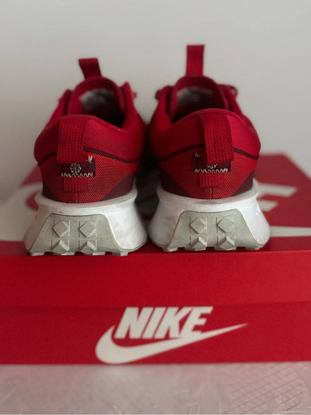 Nike Air Diamond Varsity Turf University Red Men’s 7.5 - Gently used